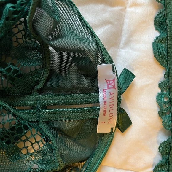 Emerald Green Lace Bralette and Underwear Set size Small NWT - Picture 9 of 13